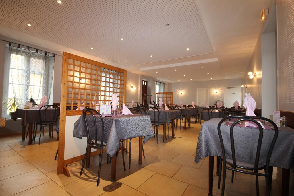 Logis Hotel Restaurant Auberge De La Cloche Le Theil-sur-Huisne Ngoại thất bức ảnh