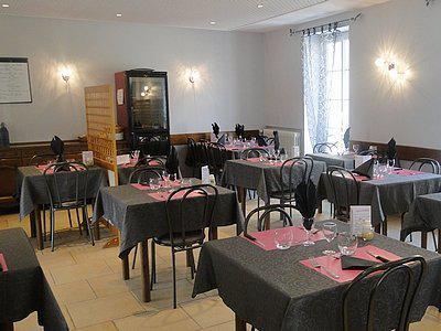 Logis Hotel Restaurant Auberge De La Cloche Le Theil-sur-Huisne Ngoại thất bức ảnh